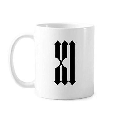 Imagem de Algarismos romanos Onze em silhueta preta Caneca cerâmica café porcelana louça
