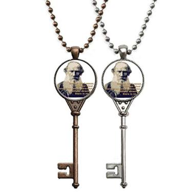 Imagem de OFFbb-USA Tolstoy Colar russo escritor Motto chaveiro pingente joia decoração de casal