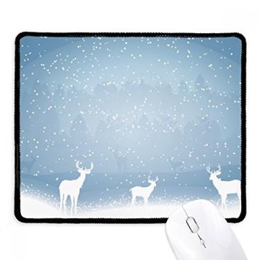 Imagem de Mousepad com estampa de clima da floresta da neve com bordas costuradas e tapete de borracha para jogos