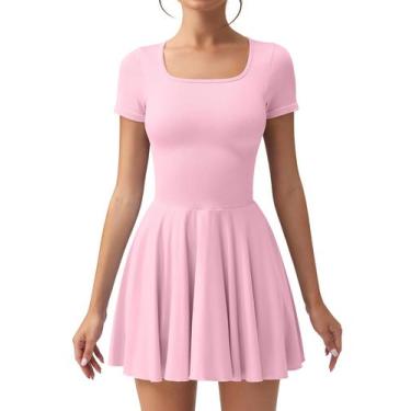 Imagem de Vestido feminino OQQ com gola quadrada e bainha com babados, mini rosa