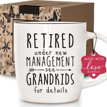 Imagem de Kinkiii Retired Gifts for Women Men, Happy Retirement Mug for Women, Retired Under New Management See Grandkids for Details, Mug, Happy Retired Presents Ideas for Colege, Boss, 368 g