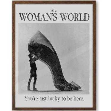 Imagem de iHery Arte de parede emoldurada de madeira natural de carvalho feminino, cor nogueira, 30,5 x 40,6 cm, retrô, feminista, moderna, hot girls, arte de parede em tela, salto alto preto moderno, decoração