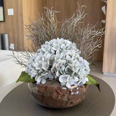 Imagem de Arranjo Grande Centro de Mesa Hortênsias Azul Artificial Vaso Incolor