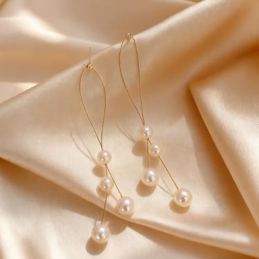 Imagem de Brincos de pérola banhados a ouro para mulheres elegantes brincos de pérola para presente de casamento, One Size, Metal, Sem pedra preciosa