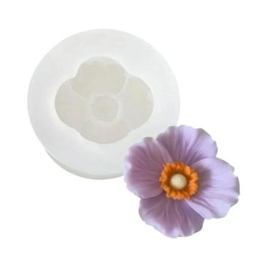Imagem de Molde De Silicone Em Forma De Morango Para Velas Aromáticas E Sabonete