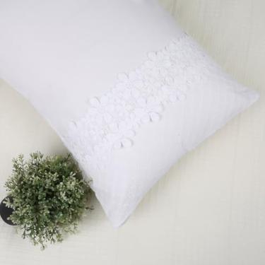 Imagem de YINFUNG Fronhas de travesseiro com ilhós, flores brancas, padrão de renda, chique, campo, francês, elegante, algodão, bordado, crochê, floral, vitoriana, chalé 50 x 66 cm