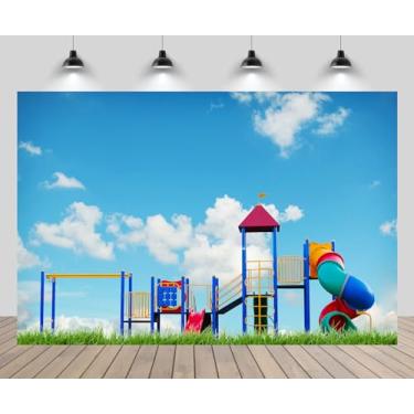 Imagem de CHNYWORK 2,4 m x 1,8 m Fundo de parque de diversões infantil escorregador infantil grama verde jardim de infância céu azul chá de bebê aniversário férias férias decoração de festa papel de parede