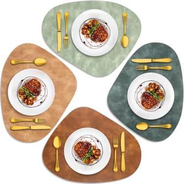 Imagem de ADRIMER Jogo americano redondo resistente ao calor, conjunto de 4 laváveis, 33 x 43 cm, tapetes de mesa à prova d'água para cozinha, sala de jantar, decoração de Natal, marrom açafrão + camelo + verde