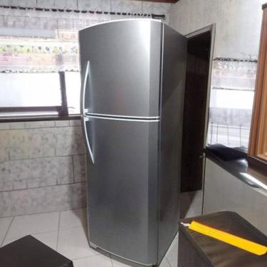 Imagem de Vinil Adesivo Película Prata Tipo Inox Impermeável Envelopar Decorar F