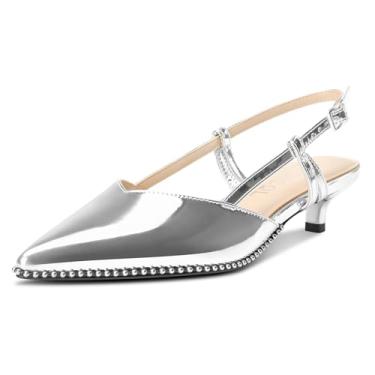 Imagem de Aachcol Sandálias femininas de salto baixo com bico fino e salto baixo gatinho de couro envernizado prata com contas e fivela sapatos de formatura de 3,5 cm, Prata, 36