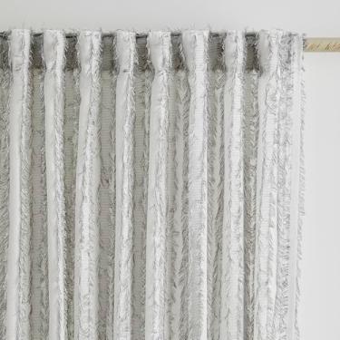 Imagem de Cortinas transparentes de privacidade para sala de estar, 213 cm de comprimento, cortinas de cortina de janela semitransparentes, cinza claro, filtro de luz, cortinas de tule listradas com 2 painéis