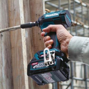 Imagem de Parafusadeira De Impacto A Bateria 40V - Makita