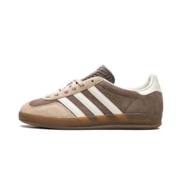 Imagem de Adidas Originals Gazelle Tênis masculino para uso interno, Earth Strata/branco/bege mágico, 39