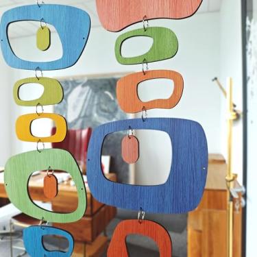 Imagem de MidModArt 32 peças de painéis de divisão de quarto suspensos de PVC arte de parede moderna de meados do século, divisórias decorativas de textura de madeira colorida MCM para quarto de jantar estudo