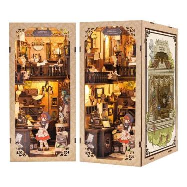 Imagem de Kit Book Nook CUTEBEE DIY Dollhouse Estante de livros com luz LED