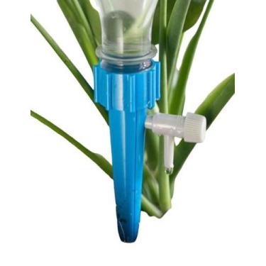 Imagem de 1 Gotejador Irrigador Para Acoplar Em Garrafa Pet Azul/Verde - Snsimpo