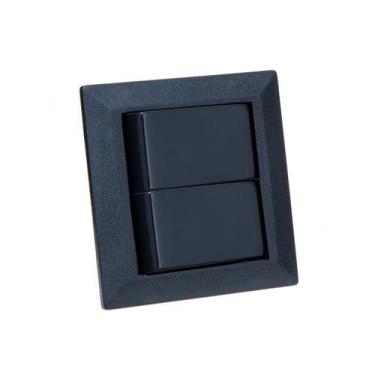 Imagem de Espelho de Tomada Duplo Chanfrado com 2 Interruptores Preto - CONNECT 