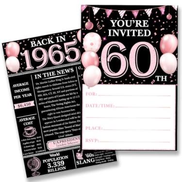 Imagem de QZJ Convites de festa de aniversário de 60 anos para mulheres e homens - Back in 1965 Convites rosa 60 anos conjunto de convites de aniversário para aniversário de aniversário (20 convites e
