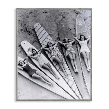 Imagem de Stupell Industries Vintage Women on Surfboards Gray Framed Giclee Art, design by Arlington Prints, 24 x 30