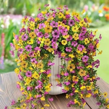 Imagem de Plantas artificiais artificiais para decoração ao ar livre, 2 peças externas falsas mães violetas com eucalipto, resistente a UV, margaridas realistas, vinhas à direita para decoração de varanda e