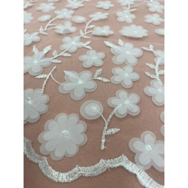 Imagem de Tule bordado Margarida 3D na cor off white