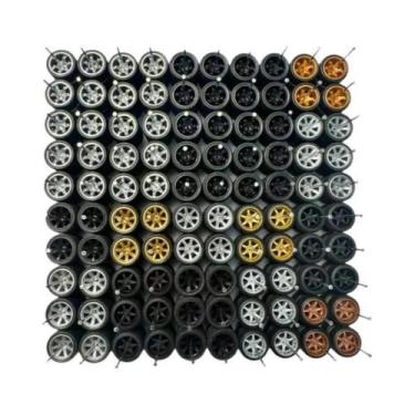 Imagem de Pneus De Borracha De 11mm Com Aros Para Modelos De Carros Em Escala 1/