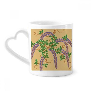 Imagem de Caneca de flor roxa com pintura da cultura japonesa, copo de coração de vidro