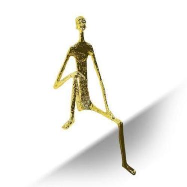 Imagem de Escultura Dourada Decorativa Pose Impecavel Luxo - LUXdécor