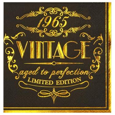 Imagem de Crisky Guardanapos de aniversário de 60 anos para homens decorações de mesa de aniversário de 60 anos ouro preto vintage 1961 bebidas sobremesa decoração de mesa de bolo suprimentos de festa 50 unidades, 3 camadas