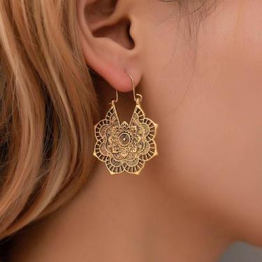 Imagem de Brinco Dourado Feminino Flor De Lótus Mandala Antialérgico - ANJO DA M