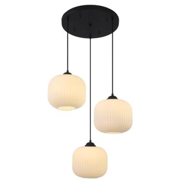 Imagem de Lustre moderno com 3 lâmpadas pendentes, globo fosco, estilo vintage, em vidro leitoso preto, perfeito para sala de estar e sala de jantar.