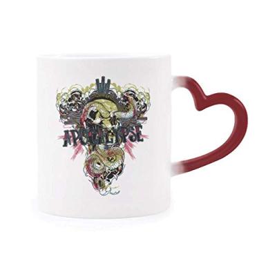 Imagem de Caneca de grés com estampa de cobra verde de animal sensível ao calor que muda de cor vermelha