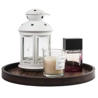 Imagem de Bandeja decorativa rústica de madeira redonda para mesa de café, decoração de casa de fazenda com textura de madeira, bandeja de servir otomana boho para balcão de cozinha (marrom escuro)