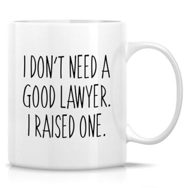 Imagem de Retreez Caneca engraçada dos pais do advogado - Caneca I Don't Need a Good Lawyer I Raised One - 325 ml xícara de café ou chá de cerâmica - Presente de agradecimento, aniversário, faculdade de direito