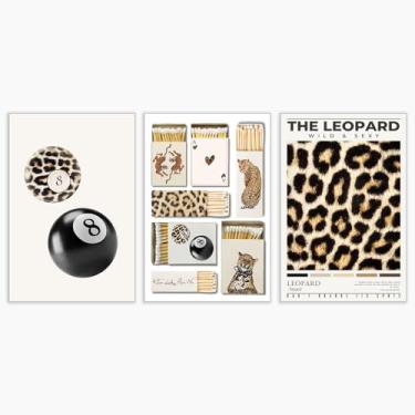 Imagem de Conjunto de pôster de caixa de fósforo de leopardo moderno com 3 arte de parede em tela de bilhar de chita com 8, How Lucky Are We Match Match Cartas de Baralho para decoração de parede de quarto de