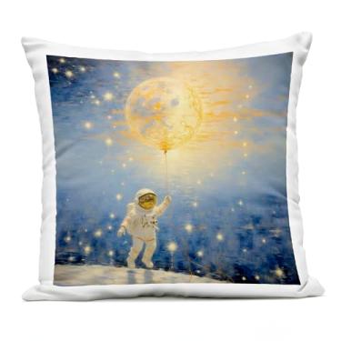 Imagem de Stupell Industries Almofada impressa ao ar livre astronauta com balão cósmico sonhador, design por Angie Hawke