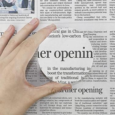 Imagem de Amplificador de mesa de vidro com ampliação de acrílico e peso de papel da Beileshi 5X para ampliação de 80 mm óptica de meia bola/3 pol. Ferramenta de leitura de ampliação para família de leitura de hobby e degeneração macular