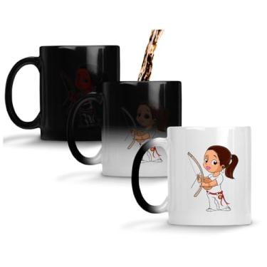 Imagem de Caneca Mágica Porcelana Menina capoeira tocando berimbau 01