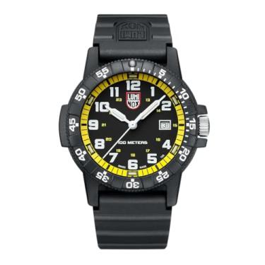 Imagem de Luminox Relógio masculino analógico de quartzo suíço com pulseira de plástico XS.0325, Preto, Esportivo