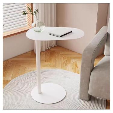 Imagem de GFFQLXHT Mesa lateral de metal em forma de C, mesa de canto de ferro preto para espaços pequenos, bandeja de TV desliza sob o sofá do sofá, mesa de laptop para sala de estar, quarto, banheiro (branca