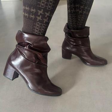 Imagem de Bota Feminina Slouch Juli Salto Bloco Cano Médio Enrugada - Hola, Marr