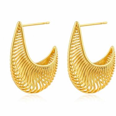 Imagem de Brinco Elegante Semi Joia Banhado Ouro 18k Presente Aniversario Namora
