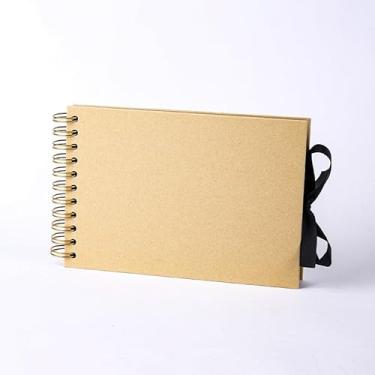 Imagem de Álbum de fotos feito à mão com fita de laço para Natal e Dia dos Namorados (scrapbook)