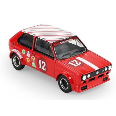 Imagem de Greenlight Collectibles 30564-C 1:64 Die Cast 1975 Volkswagen Golf GTI Corpo largo com boneco de carro de corrida, edição limitada de Natal