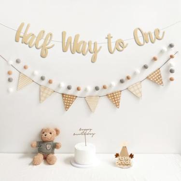 Imagem de Faixa de aniversário Half Way to One Flâmula de tecido de feltro pré-amarrado bandeiras e guirlanda de pompom, chapéu de festa para decorações de meio aniversário, placa reutilizável para meninas e