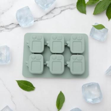 Imagem de Generic 1 bandeja de gelo para TV de 6 cavidades com tampa quadrada lavar à mão apenas silicone verde claro 16 x 11 x 3 cm