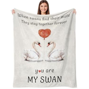 Imagem de Cobertor romântico para casal, cisne, dia dos namorados e casamento para mulheres, homens, microfibra macia, citação, amor, cobertores estéticos para decoração de sala de estar ou quarto (127 cm × 152