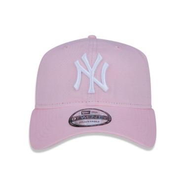Imagem de Boné New Era 9Twenty New York Yankees Strapback Pink