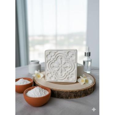 Imagem de Sabonete artesanal Dolomita, Argila branca, Leite de arroz em pó. Contribui para uma pele com aspecto mais uniforme e revitalizado. 100 Gramas