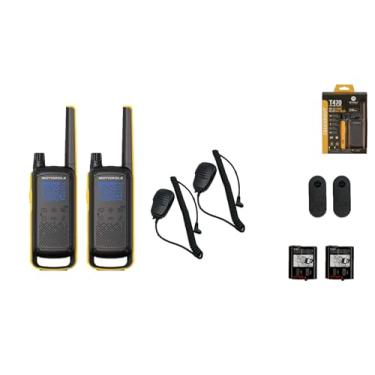 Imagem de Motorola Solutions Rádio portátil FRS Talkabout T470 bidirecional recarregável, pacote com 2, Walkie Talkies, preto/amarelo, 22 canais, 2 microfones de alto-falante remoto